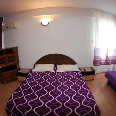 Apartament Flori Appartement