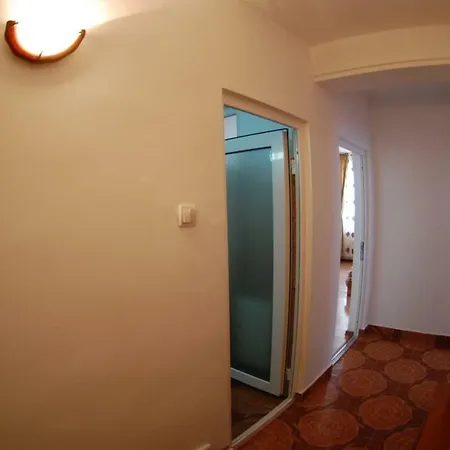 Appartement Apartament Flori